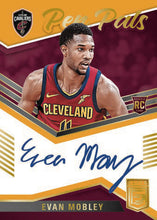 Load image into Gallery viewer, 8:45pm EST WEDNESDAY - 2021/22 Panini Donruss Elite Basketball 6 Box Half Case Break - Random Team #2 - Live 2/23/22